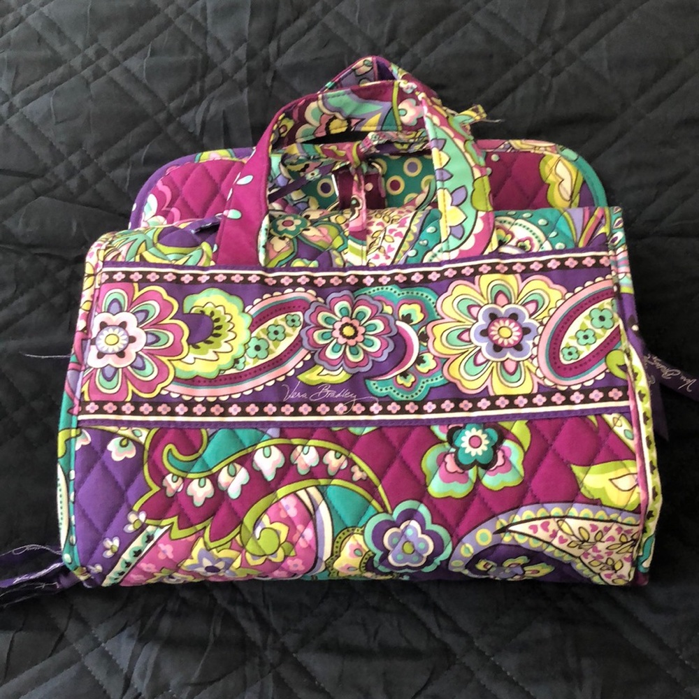 Vera Bradley Hanging Organizer Bag - Picture 2 of 9